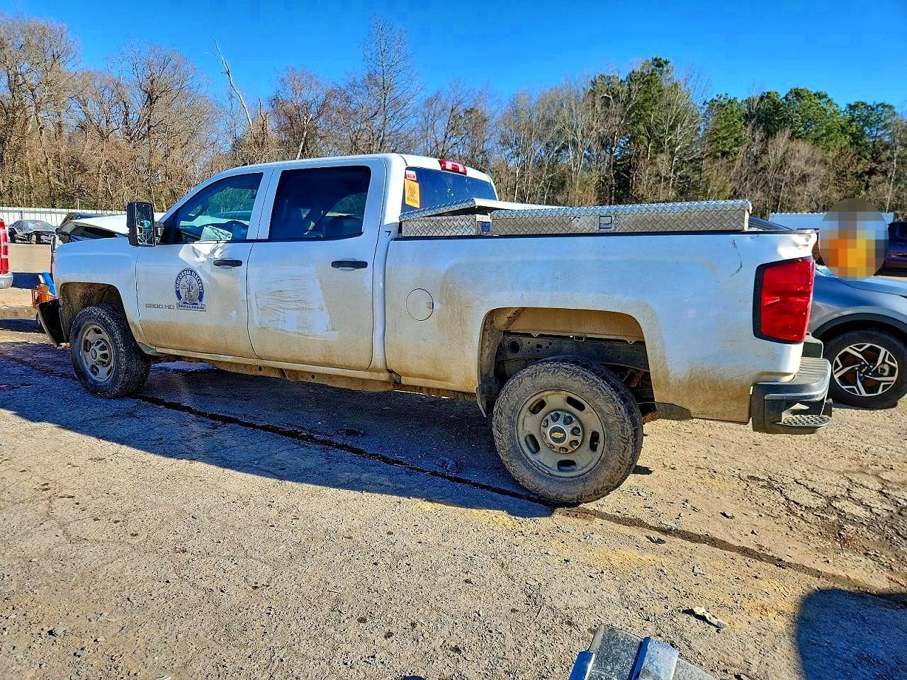 2019 Chevrolet Silverado C2500 Heavy Duty - Image 2