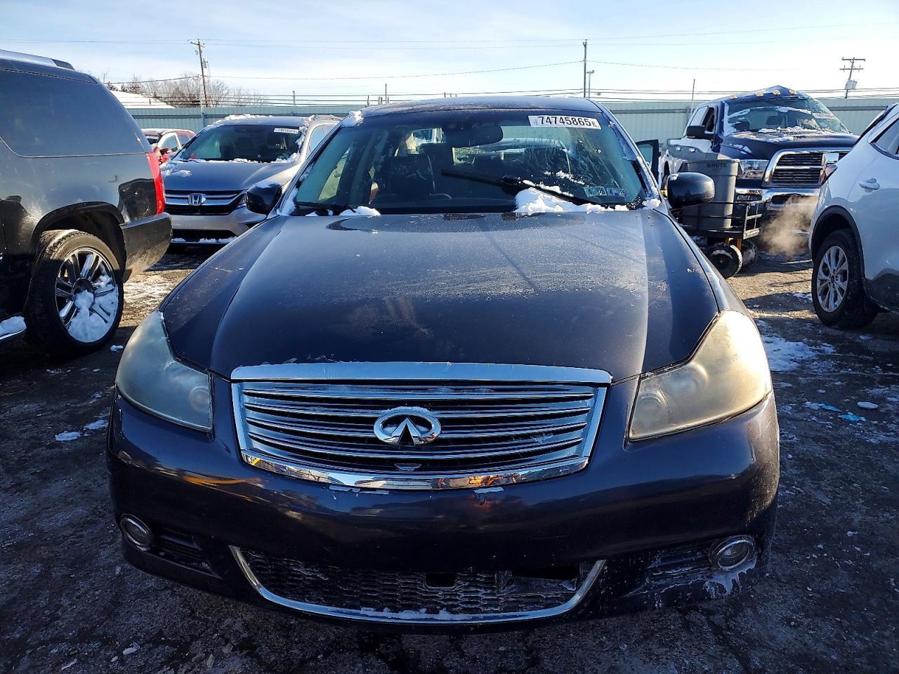 2010 Infiniti M35 Base - Фото 5