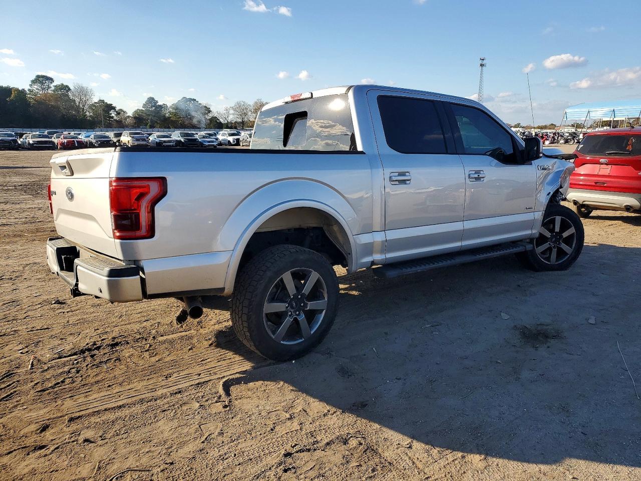 2016 Ford F150 Supercrew - Фото 3