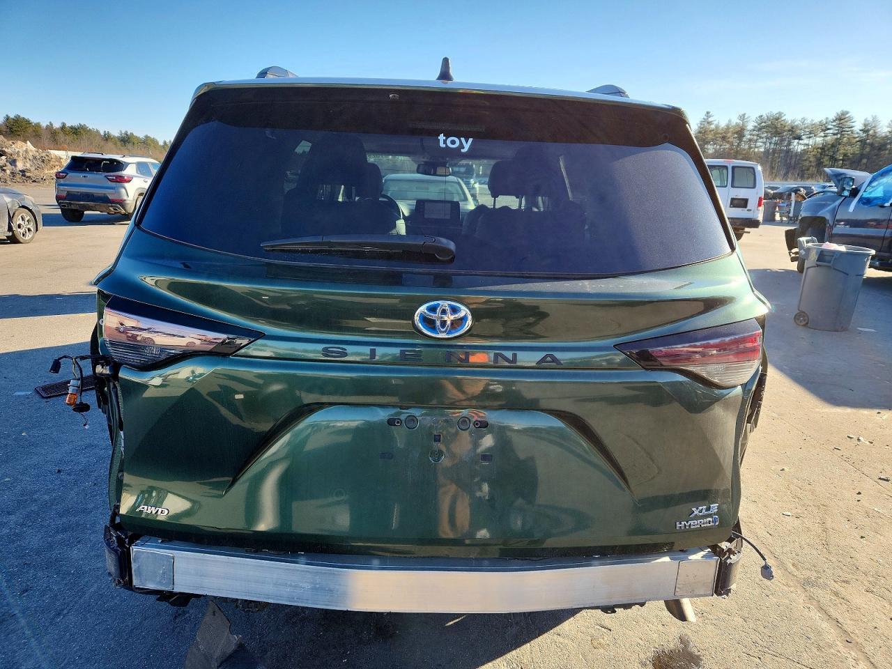 2023 Toyota Sienna Xle - Фото 6