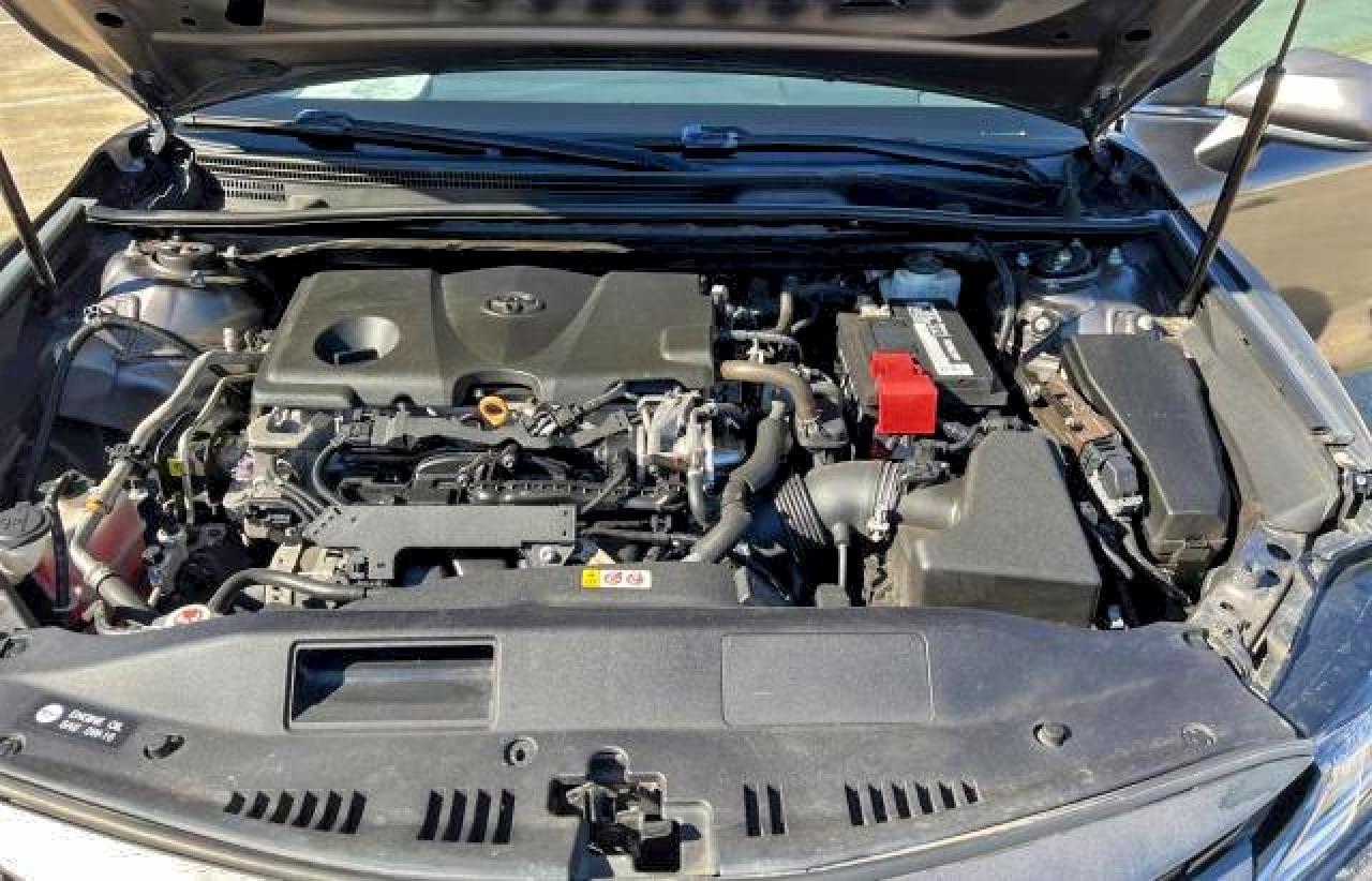 2020 Toyota Camry Le - Фото 7