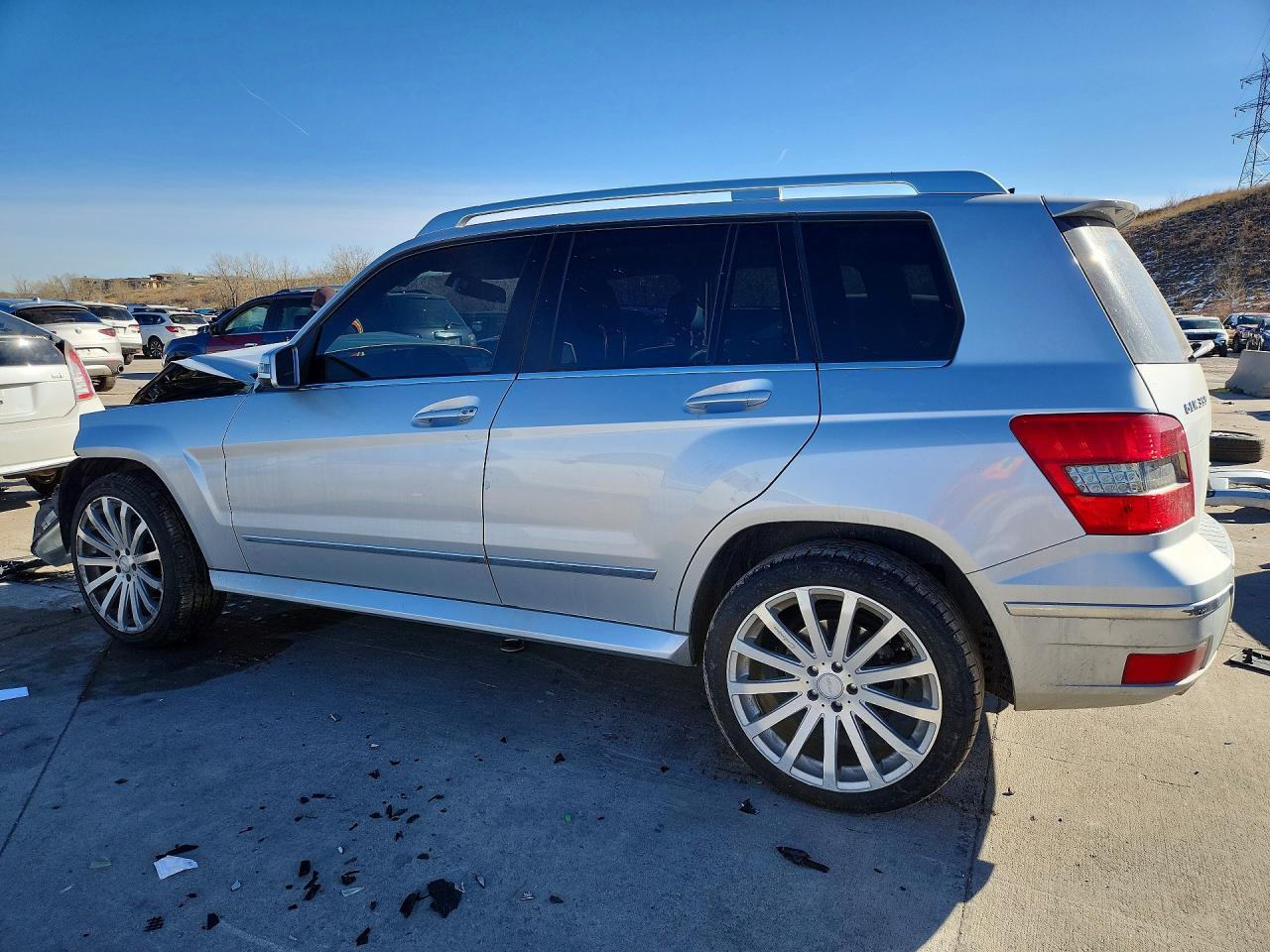 2010 Mercedes-Benz Glk 350 4Matic - Image 2
