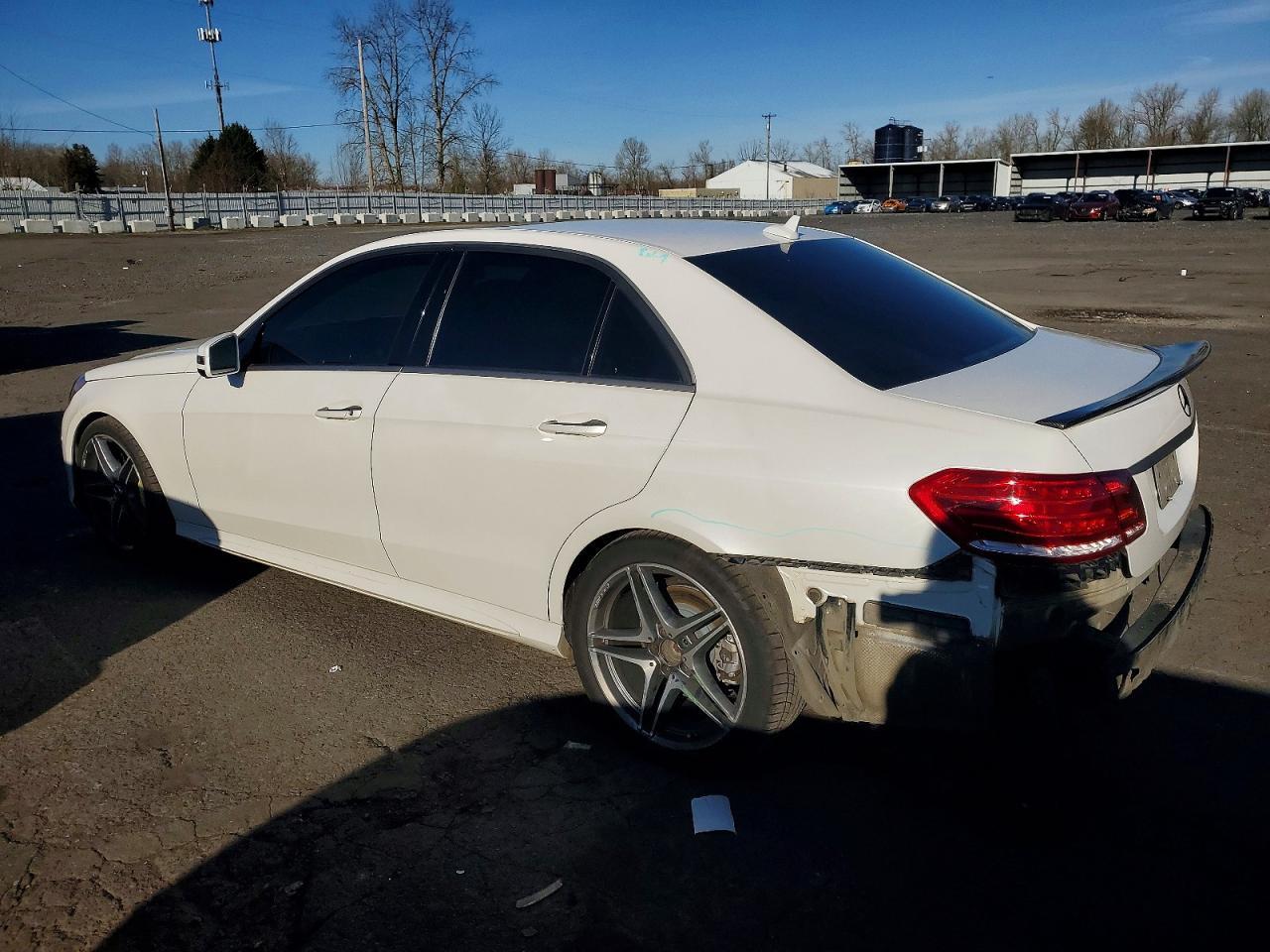 2014 Mercedes-Benz E 550 4Matic - Image 2