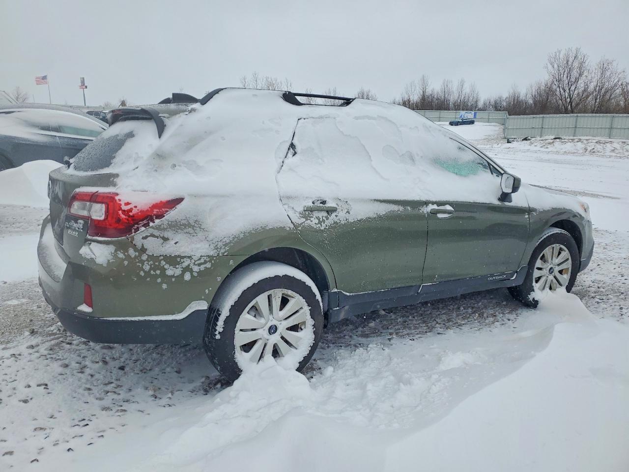 2017 Subaru Outback 2.5I Premium - Image 3