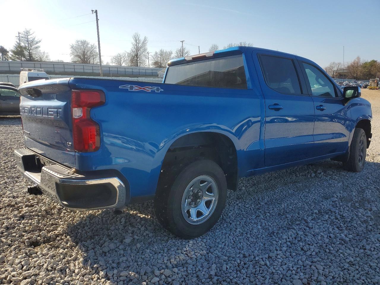 2022 Chevrolet Silverado K1500 Lt - Фото 3
