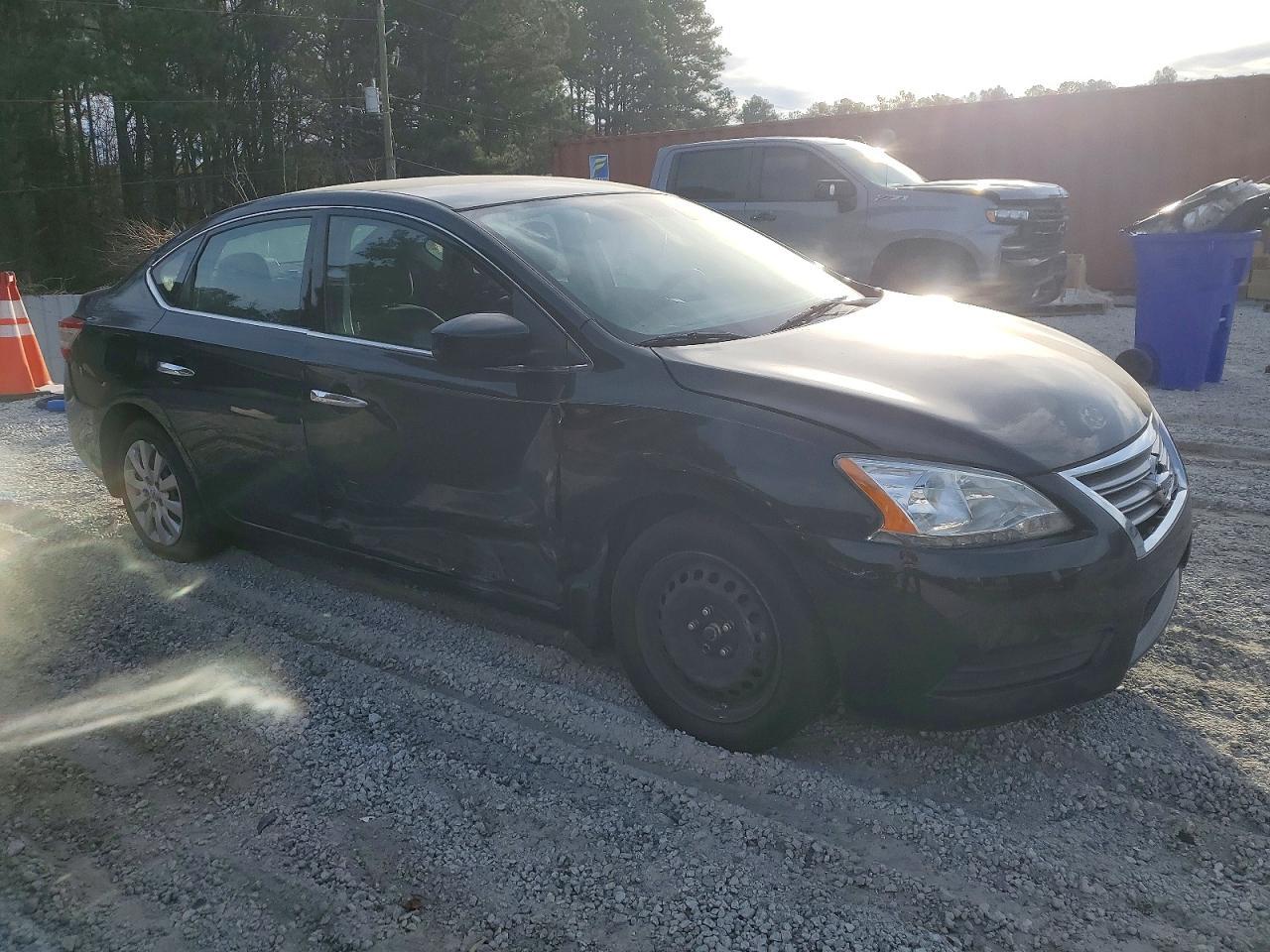 2014 Nissan Sentra S - Фото 4