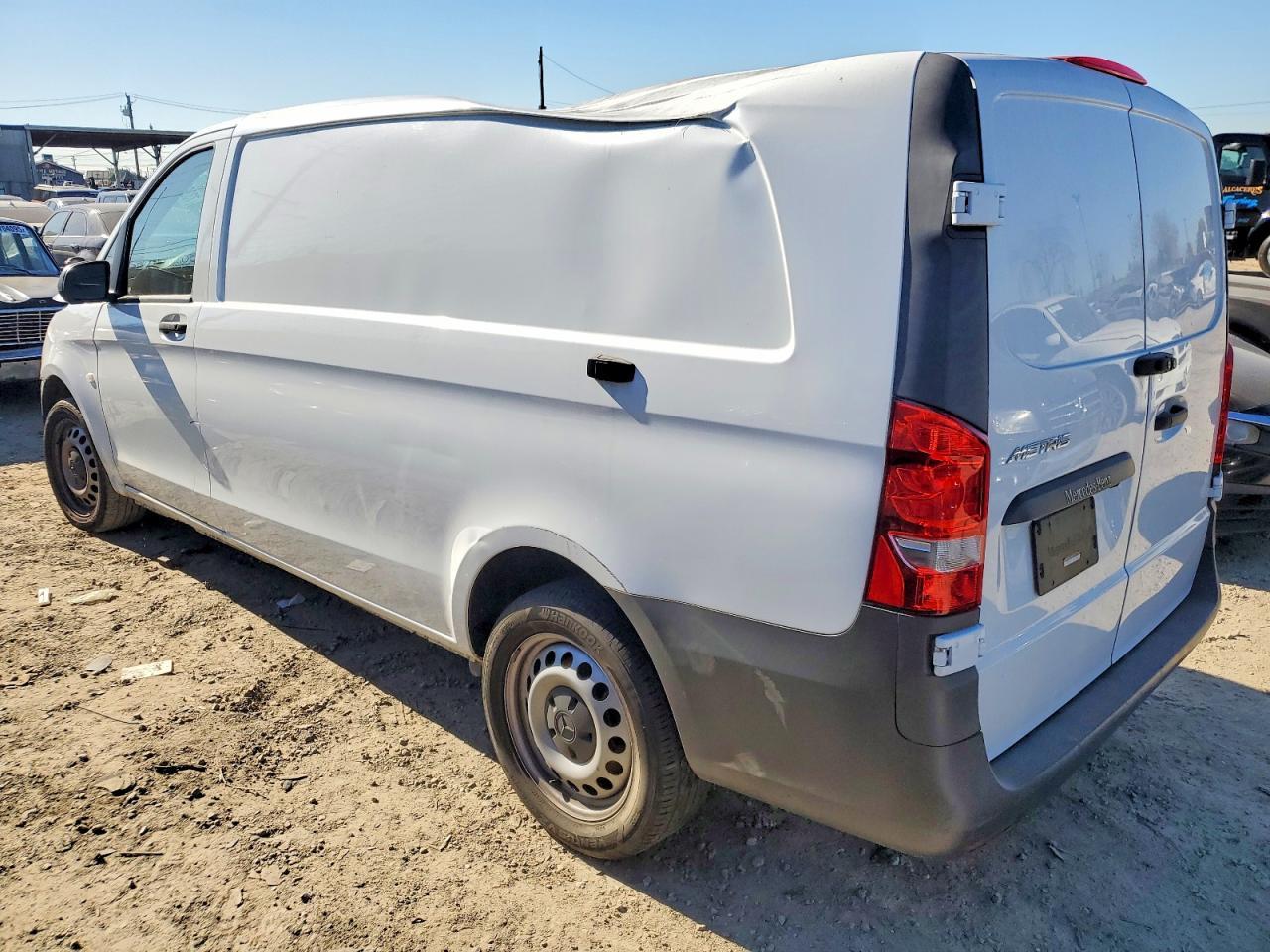 2019 Mercedes Benz Metris Delivery Van - Фото 2