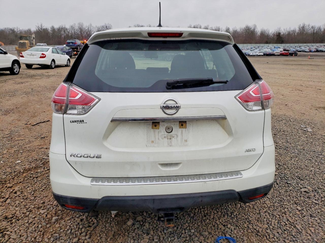 2015 Nissan Rogue S - Image 6