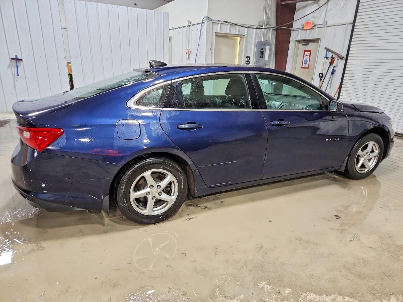 2018 Chevrolet Malibu Ls - Фото 3