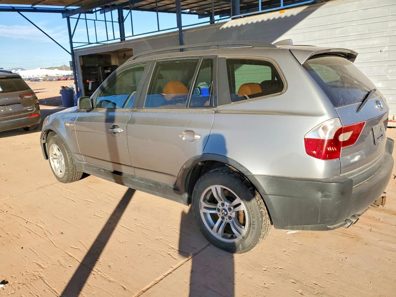 2005 BMW X3 3.0I - Фото 2
