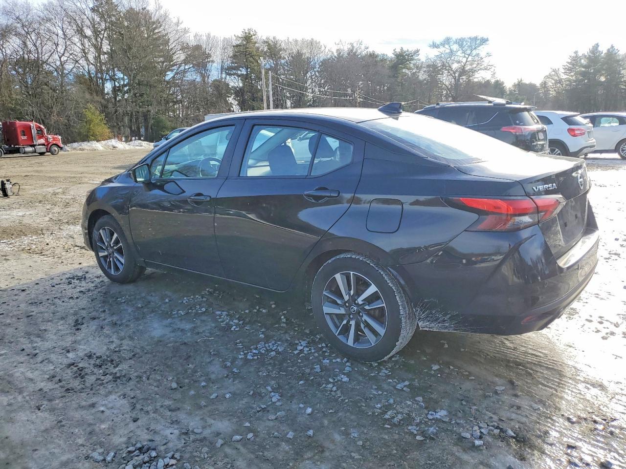 2021 Nissan Versa Sv - Фото 2