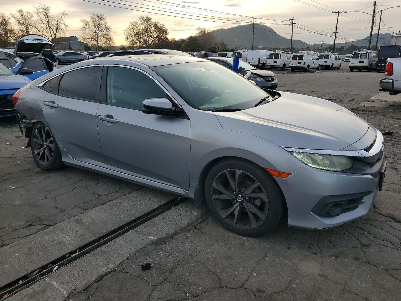 2016 Honda Civic Ex - Фото 4