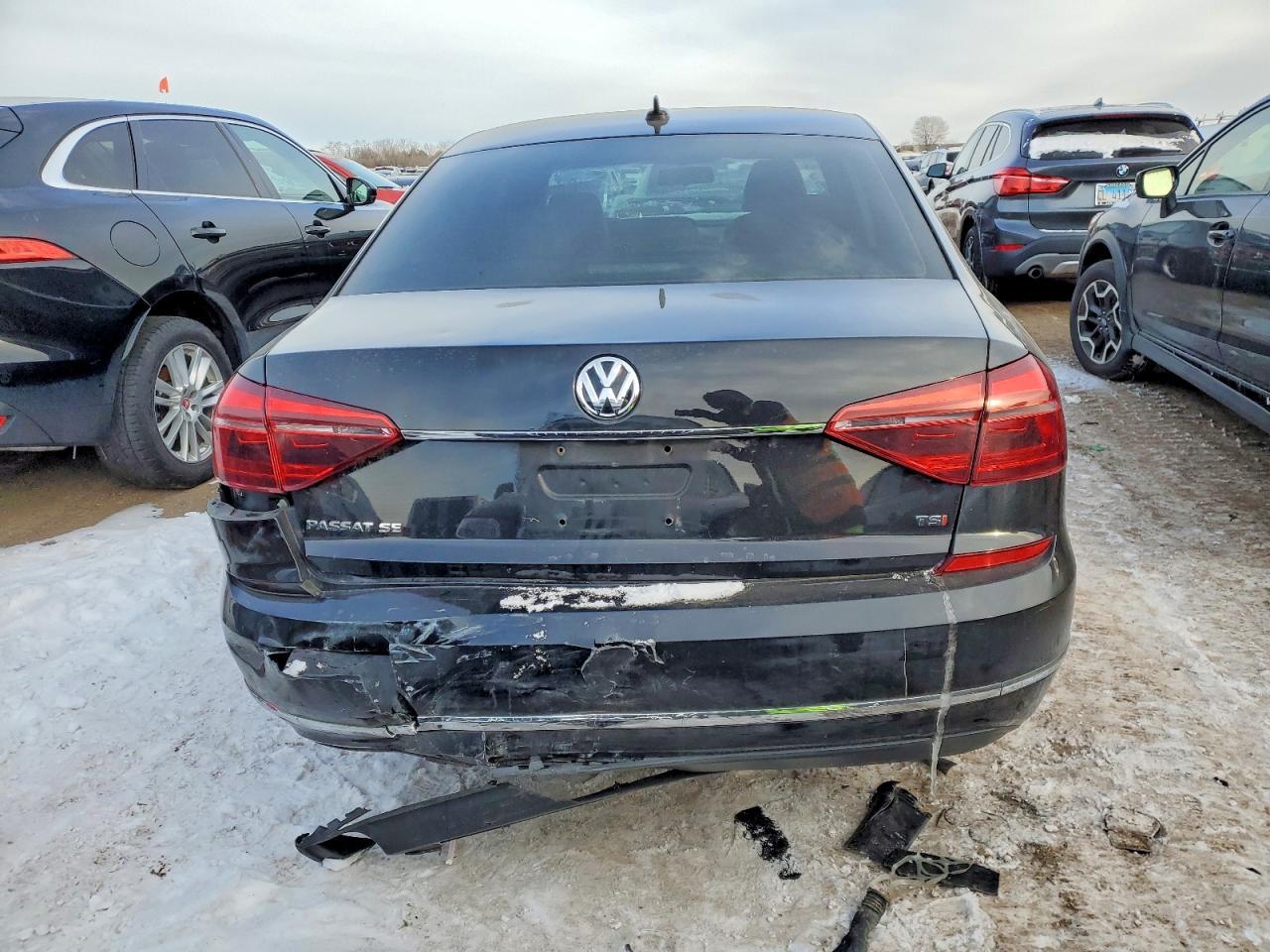 2017 Volkswagen Passat Se - Фото 6