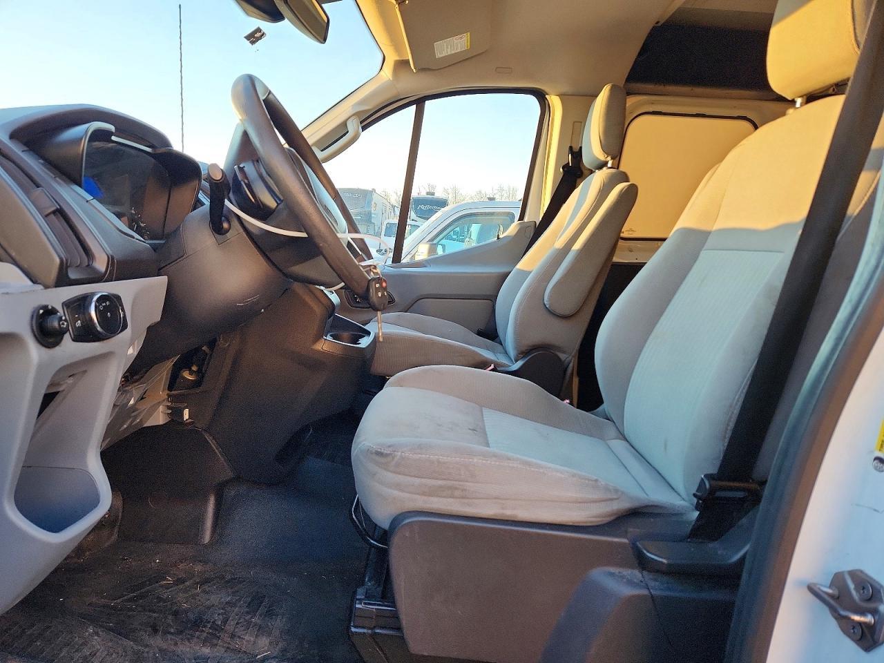 2016 Ford Transit T-250 Delivery Van - Image 7