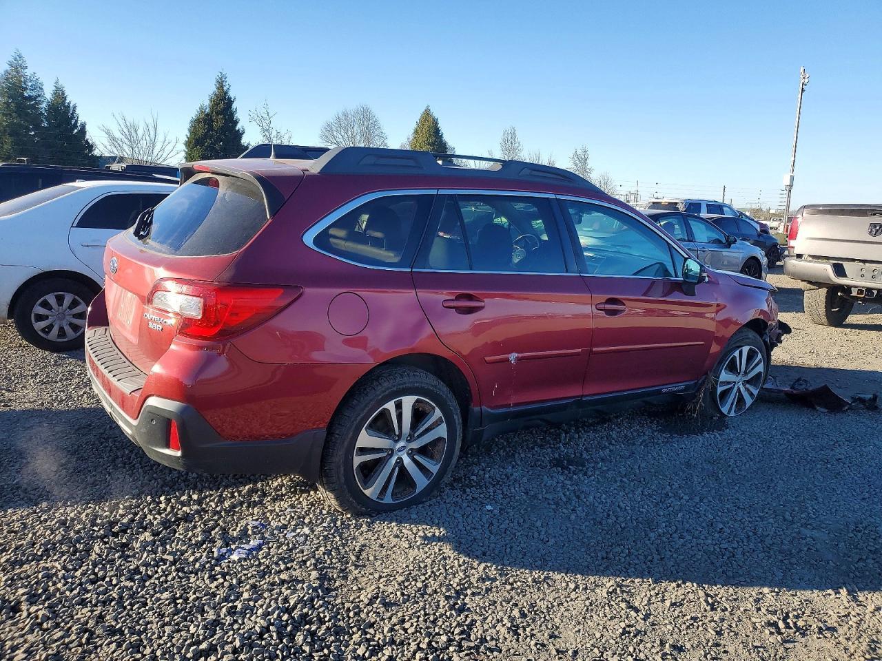 2018 Subaru Outback 3.6R Limited - Фото 3