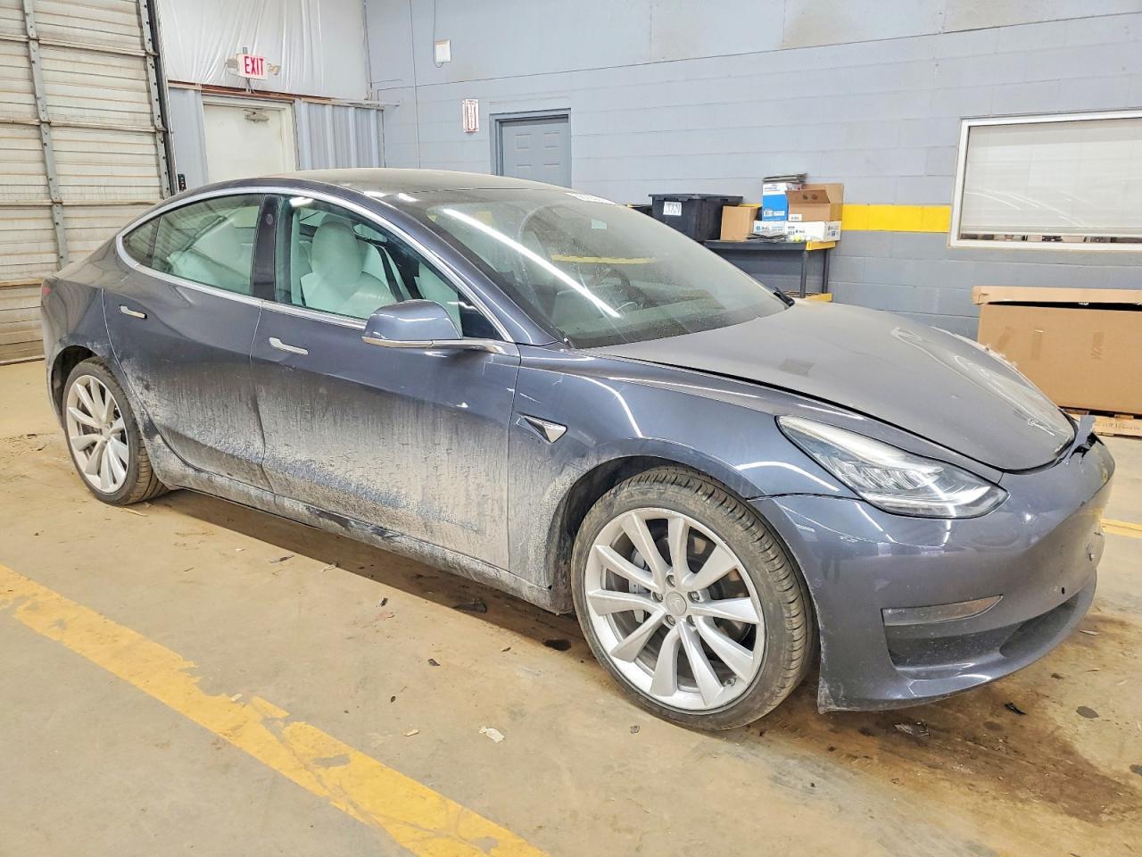 2019 Tesla Model 3 - Фото 4