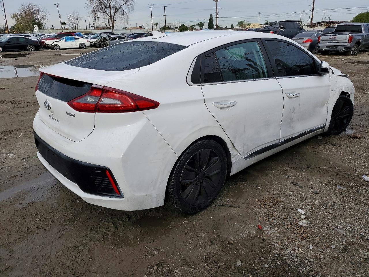 2019 Hyundai Ioniq Limited - Фото 5