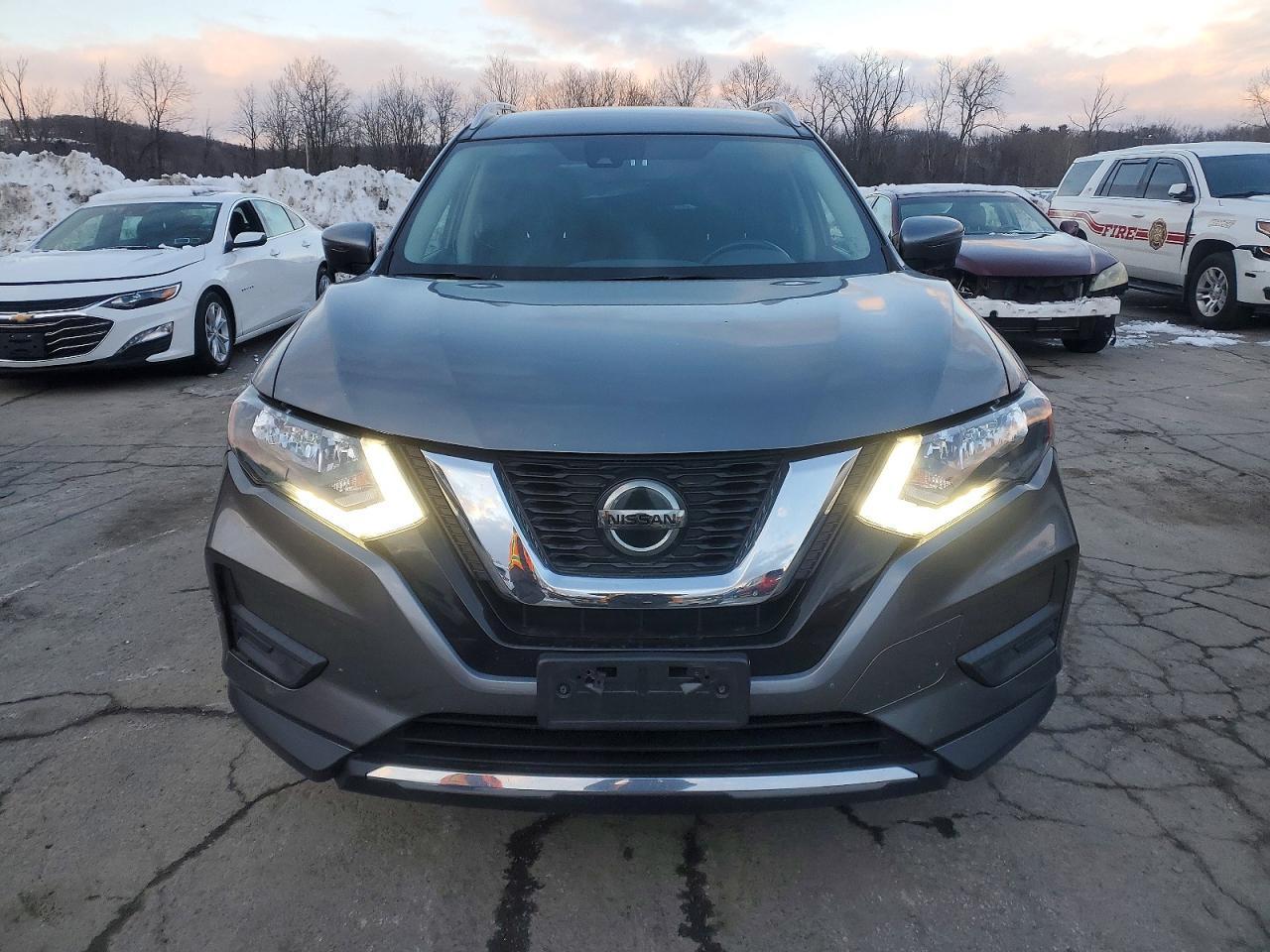 2020 Nissan Rogue S - Фото 5