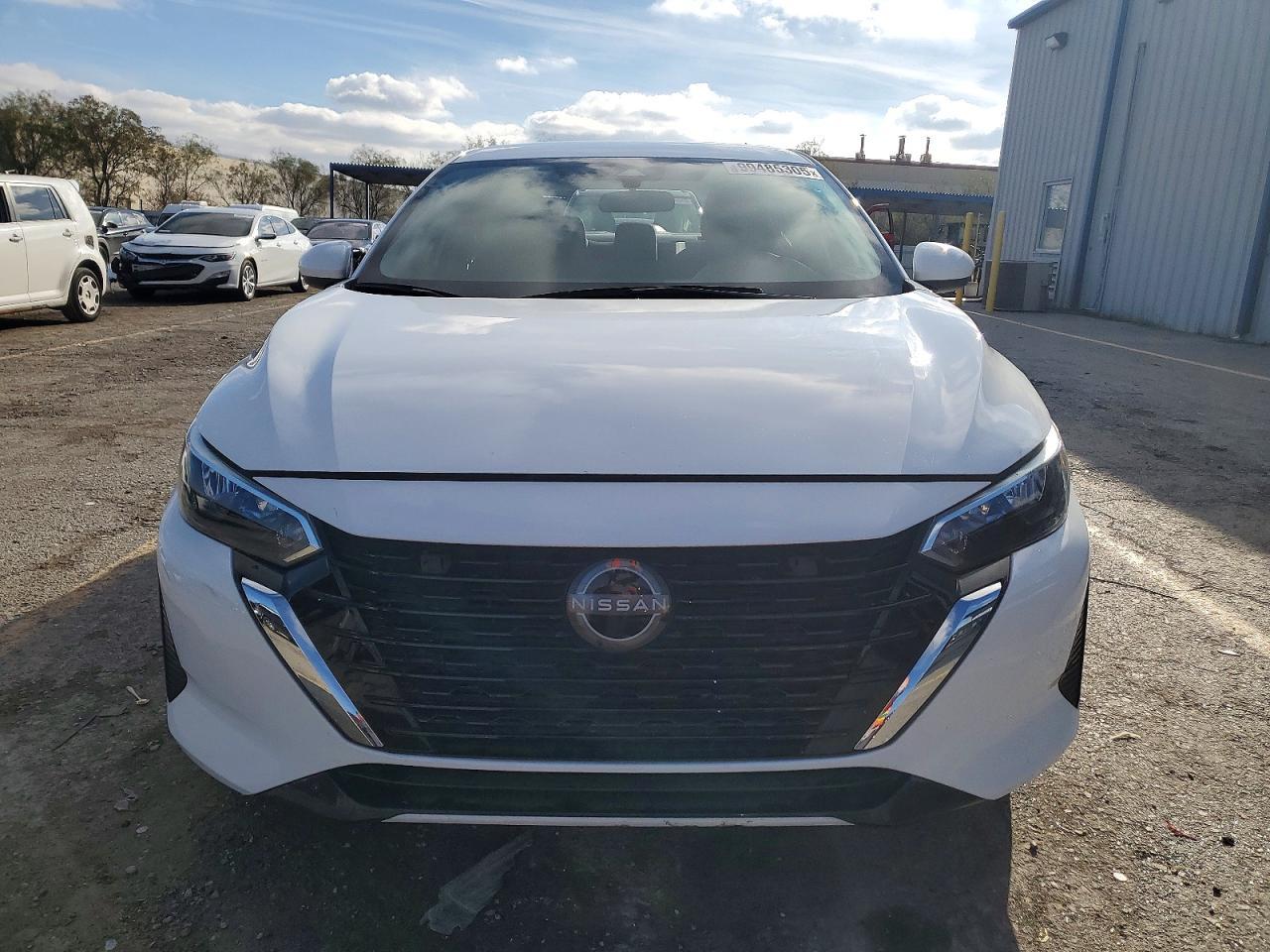 2025 Nissan Sentra Sv - Image 5