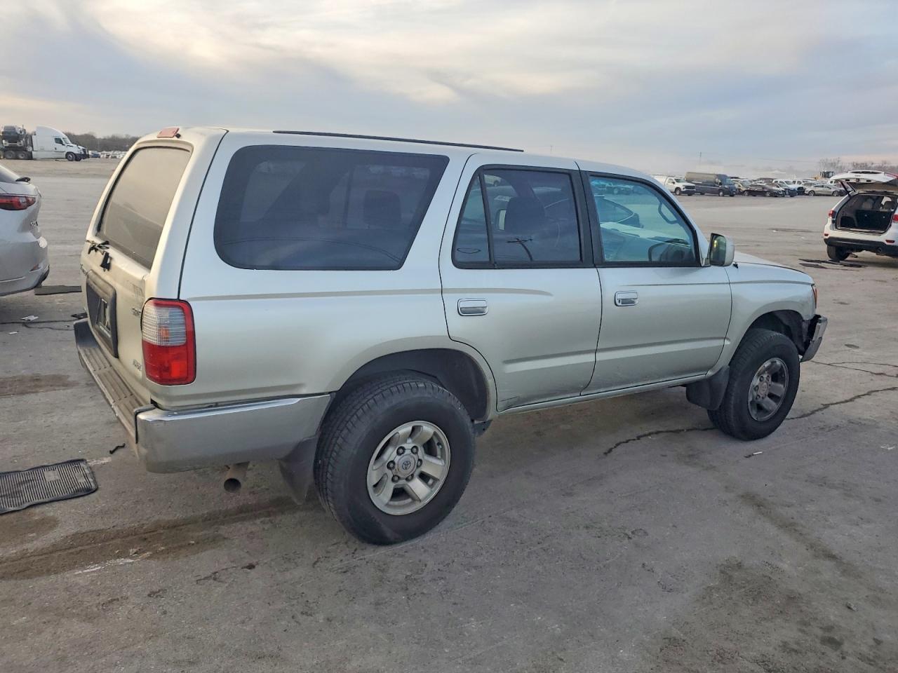 1999 Toyota 4Runner Sr5 - Фото 3