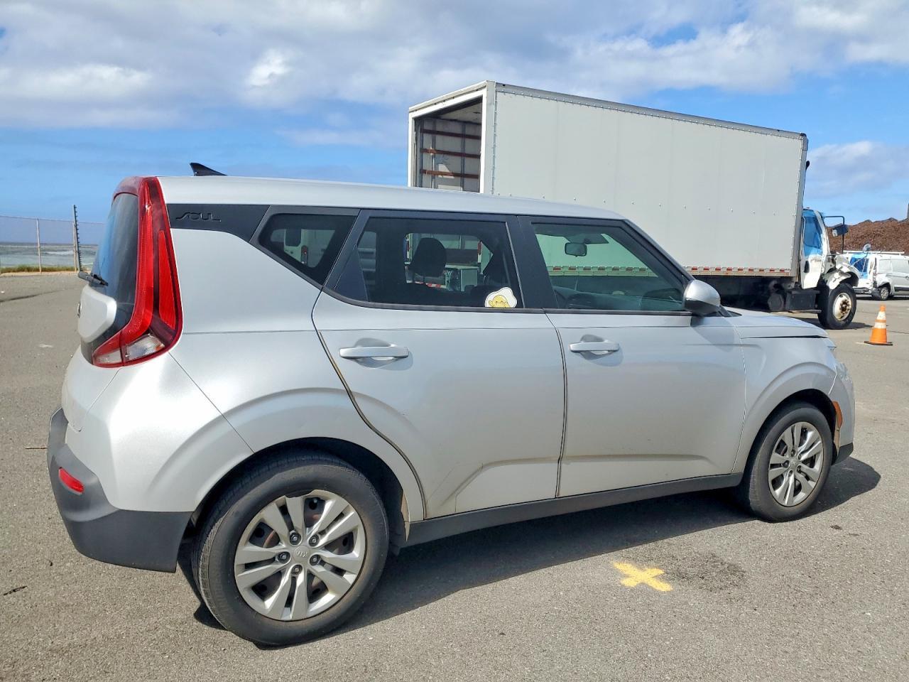 2020 Kia Soul Lx - Фото 3