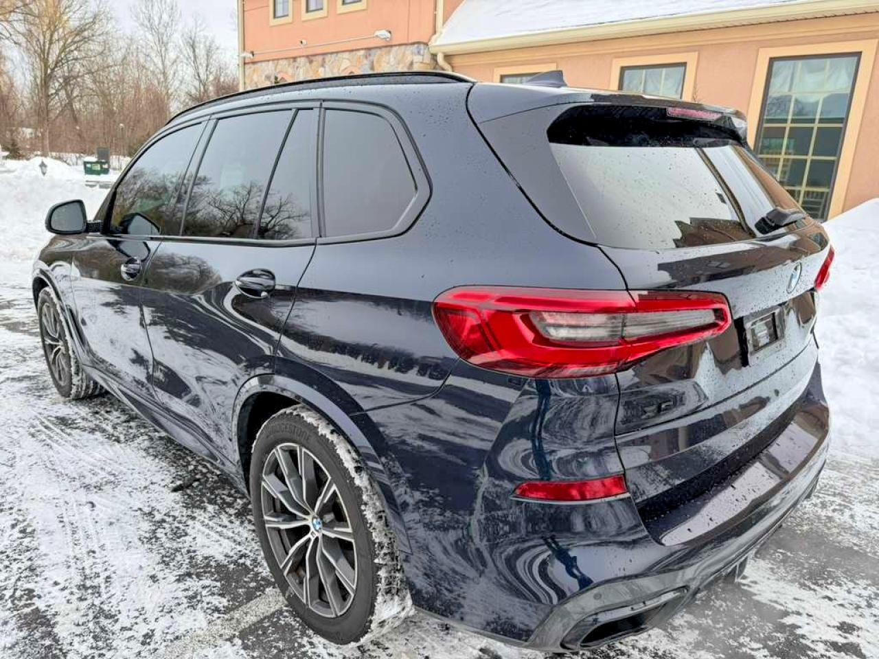 2019 BMW X5 xDrive50I - Фото 2