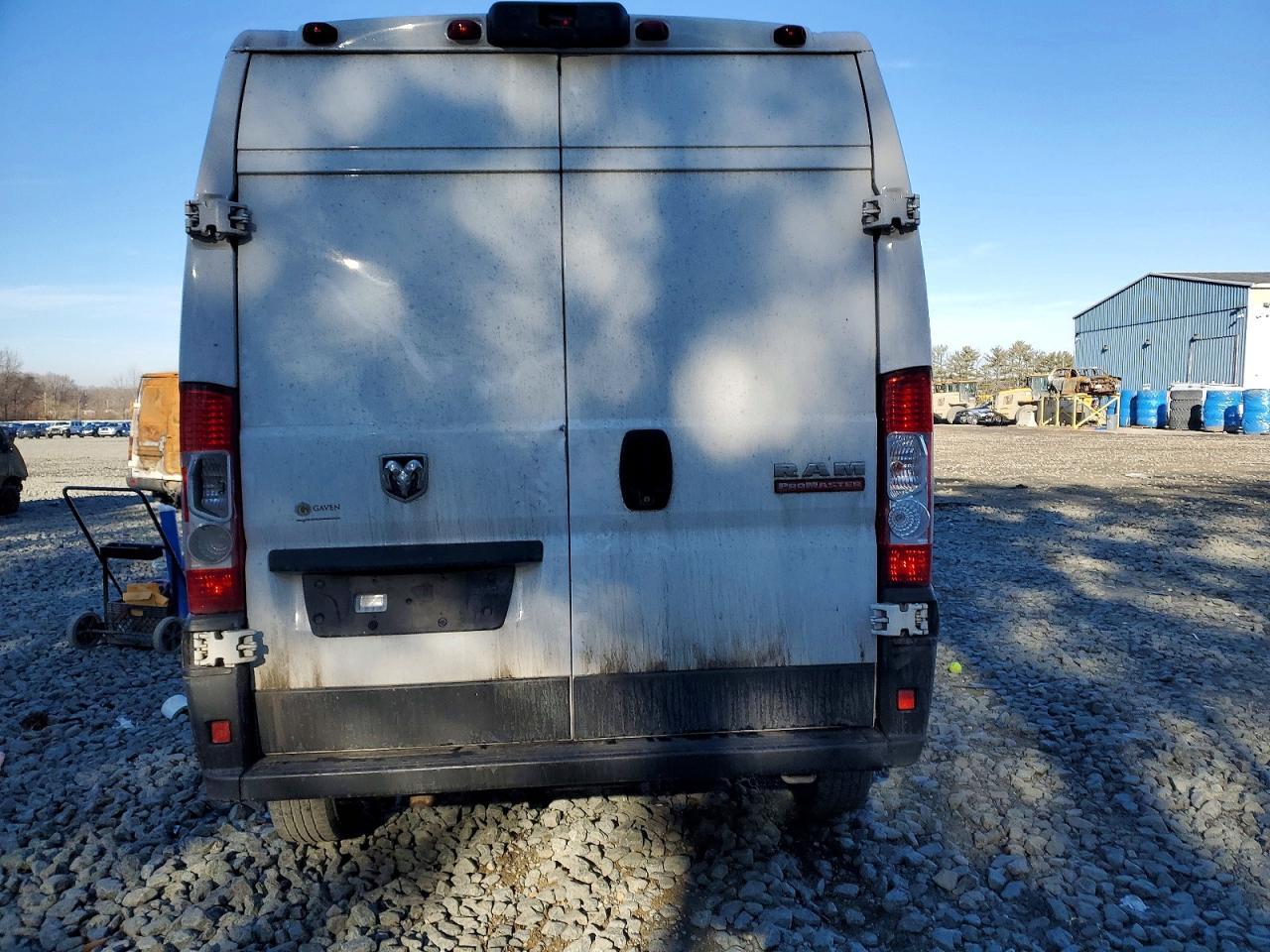 2021 Ram Promaster 2500 Delivery Van - Фото 6