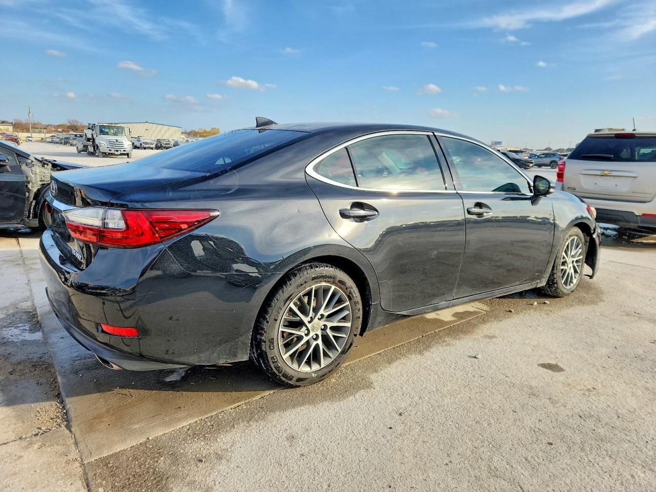 2017 Lexus Es 350 Base - Фото 3