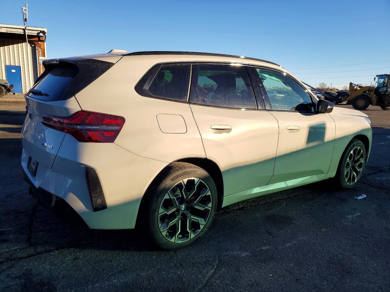 2025 BMW X3 M50 - Фото 3