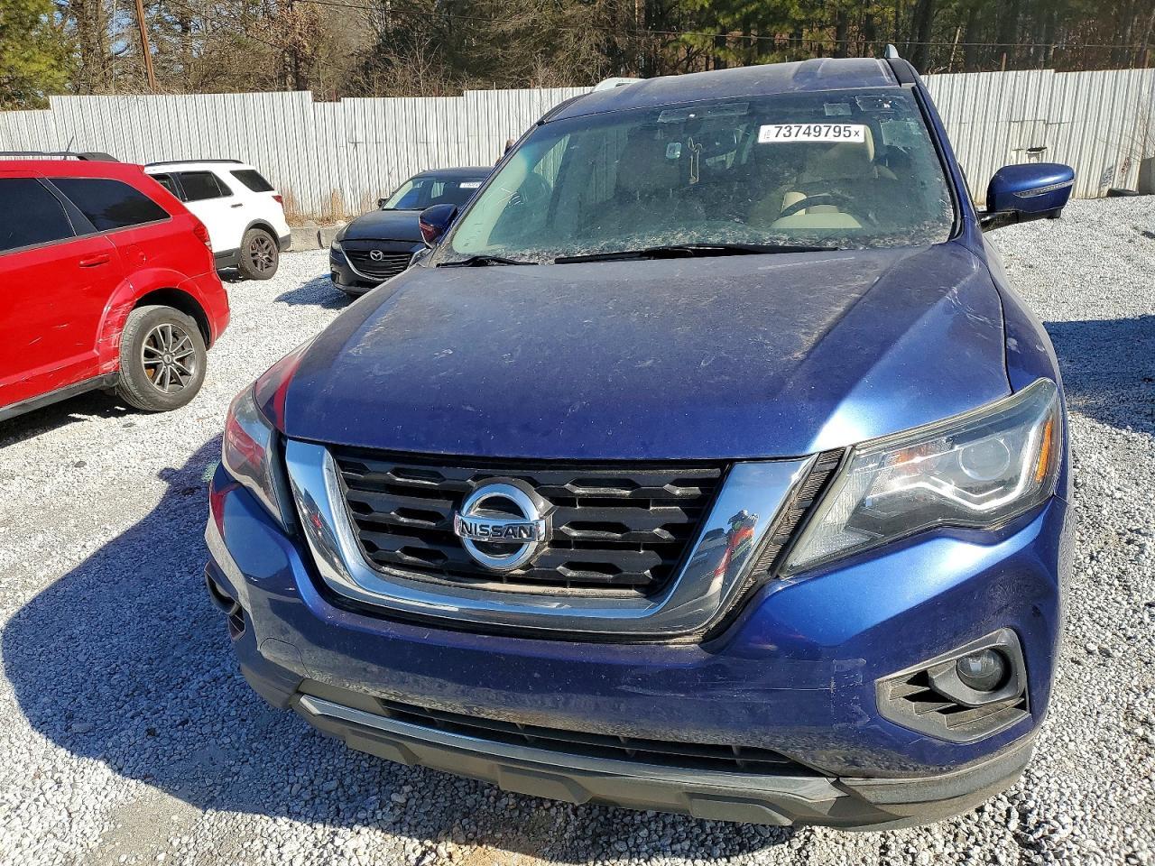 2018 Nissan Pathfinder S - Image 5