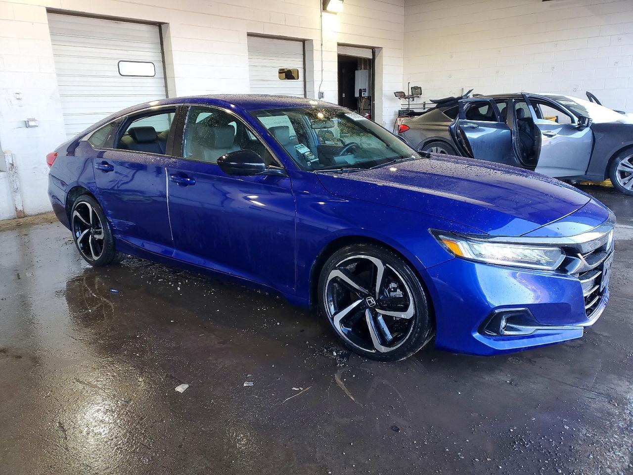 2022 Honda Accord Sport - Фото 4