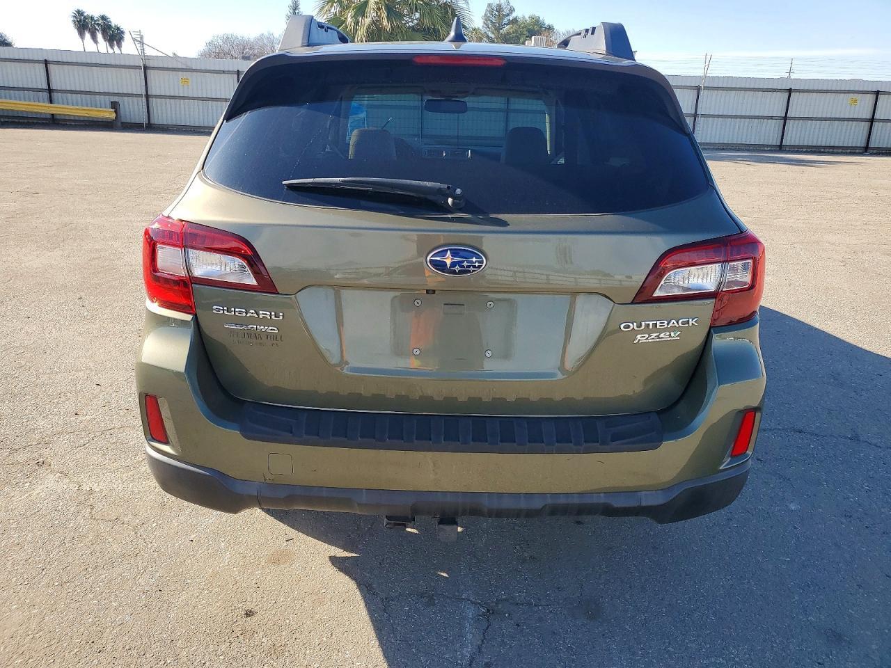 2017 Subaru Outback 2.5I Limited - Image 6