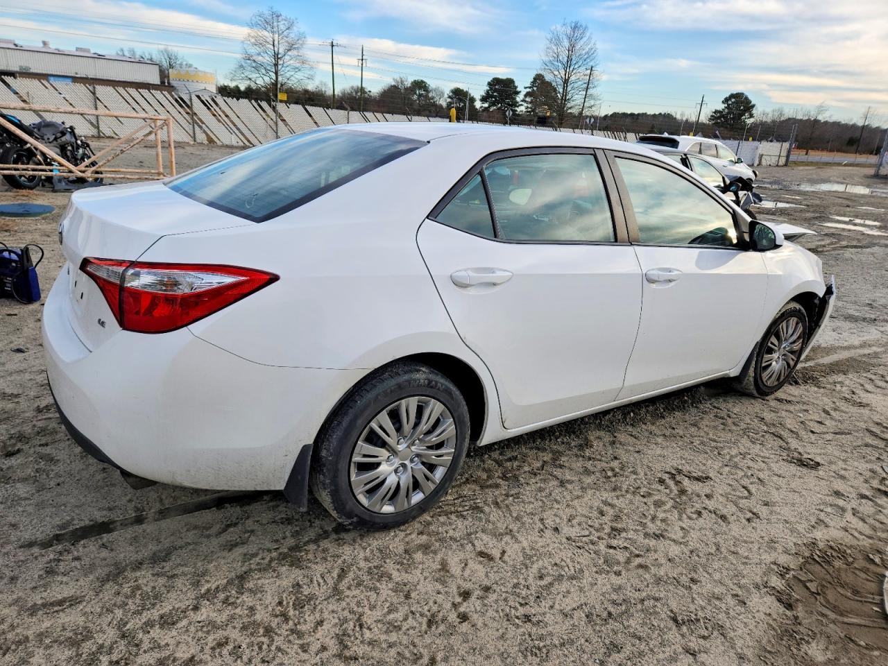 2016 Toyota Corolla - Фото 3