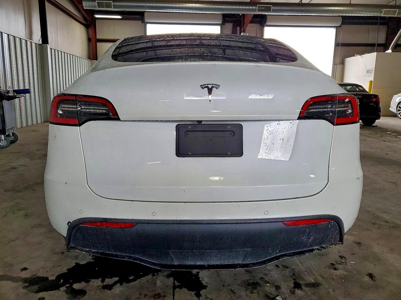 2021 Tesla Model Y - Image 6