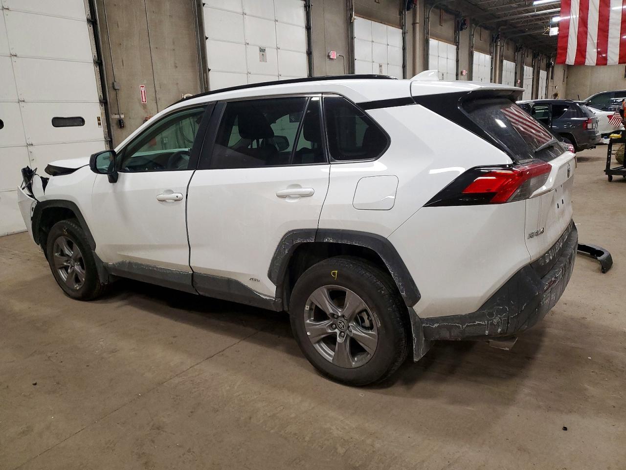 2025 Toyota Rav4 Le - Фото 2