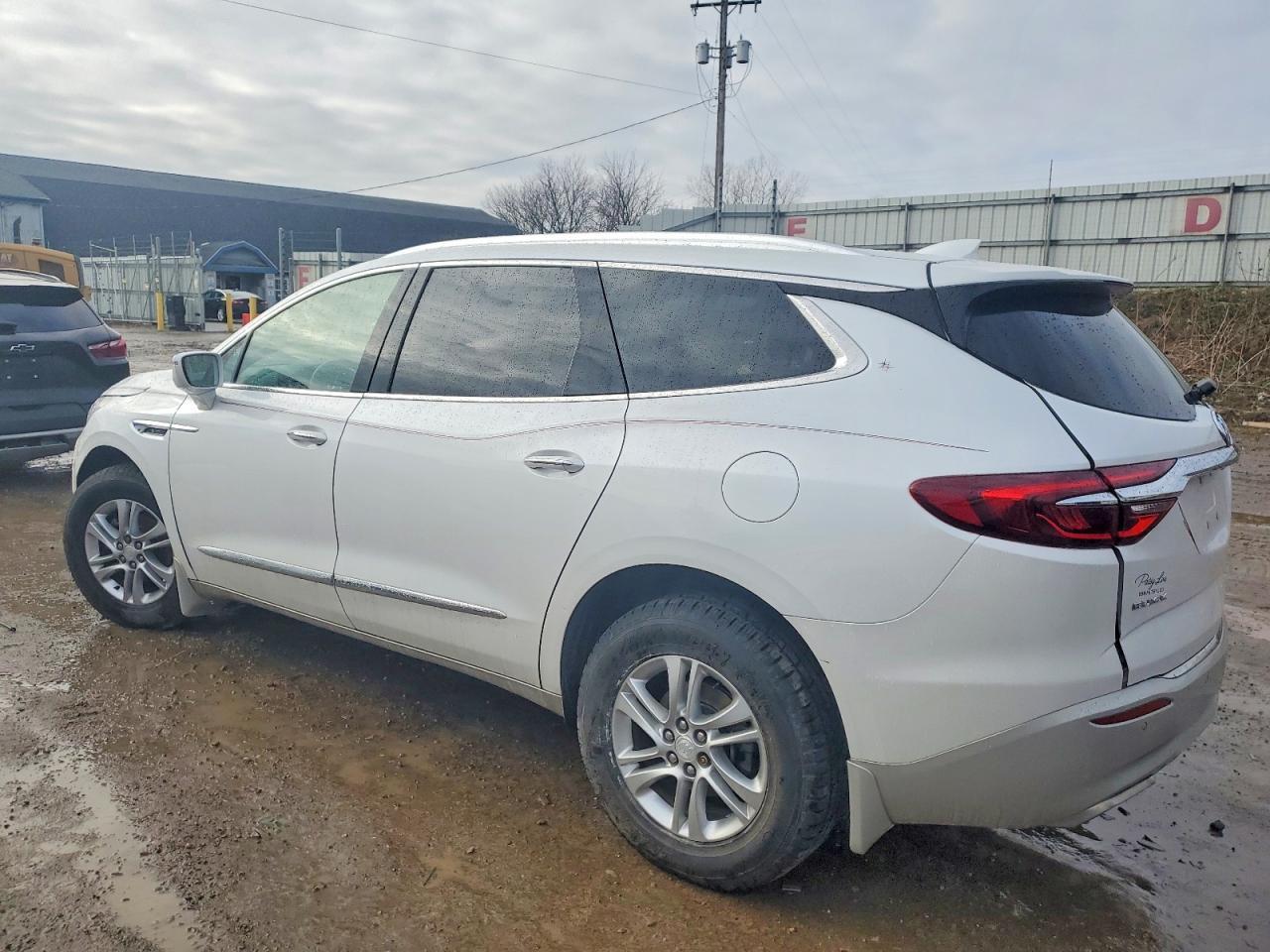 2018 Buick Enclave Essence - Фото 2