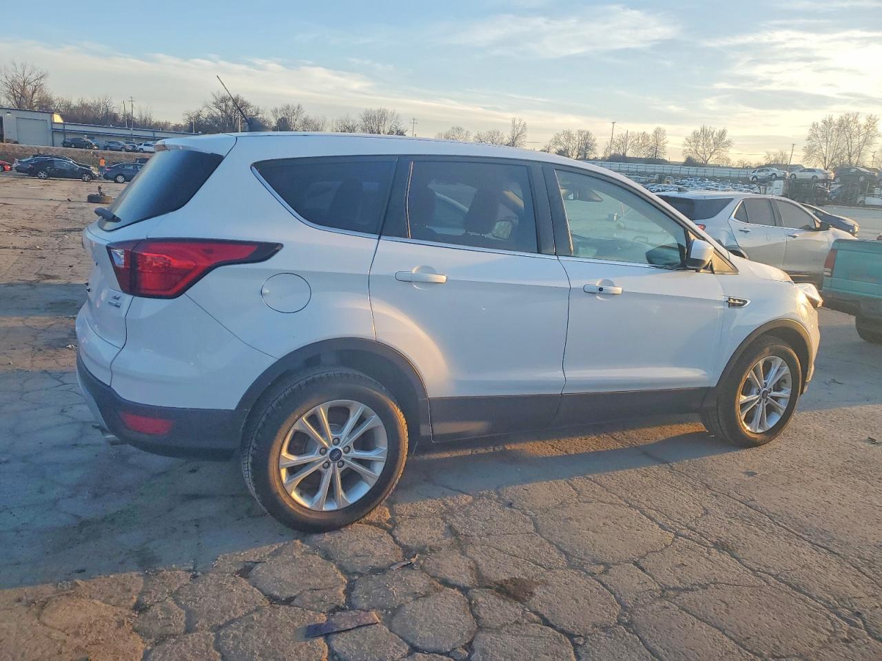 2019 Ford Escape Se - Image 3