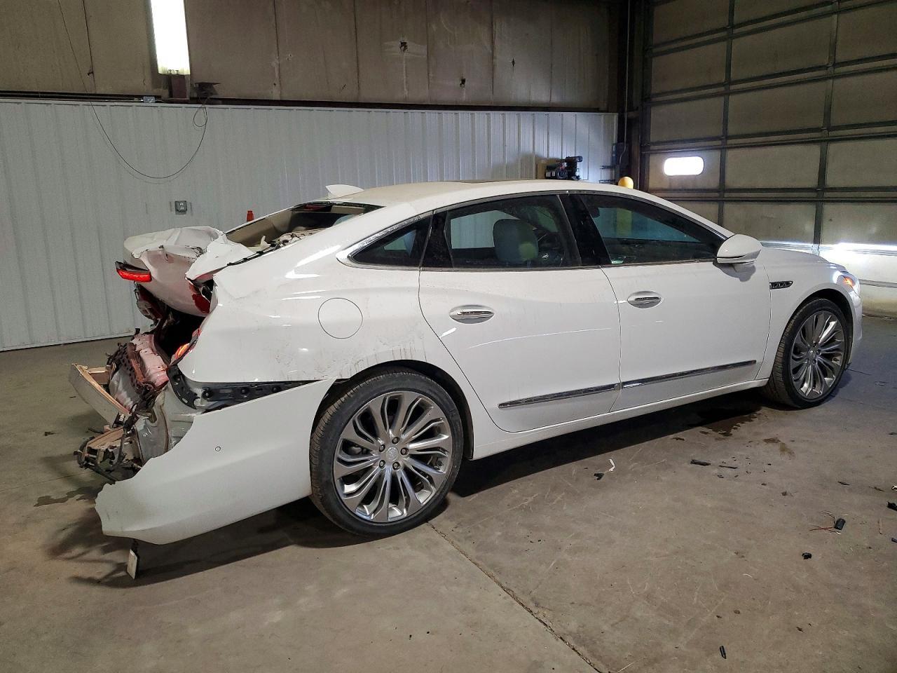 2018 Buick Lacrosse Premium - Фото 3