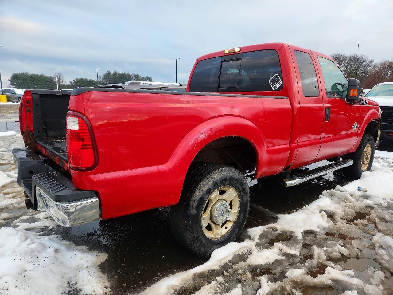 2013 Ford F350 Super Duty - Фото 3