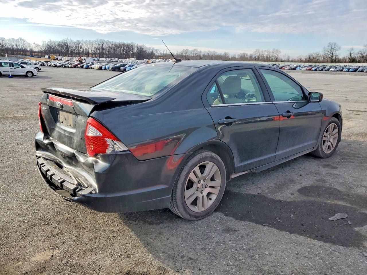 2010 Ford Fusion Se - Фото 3