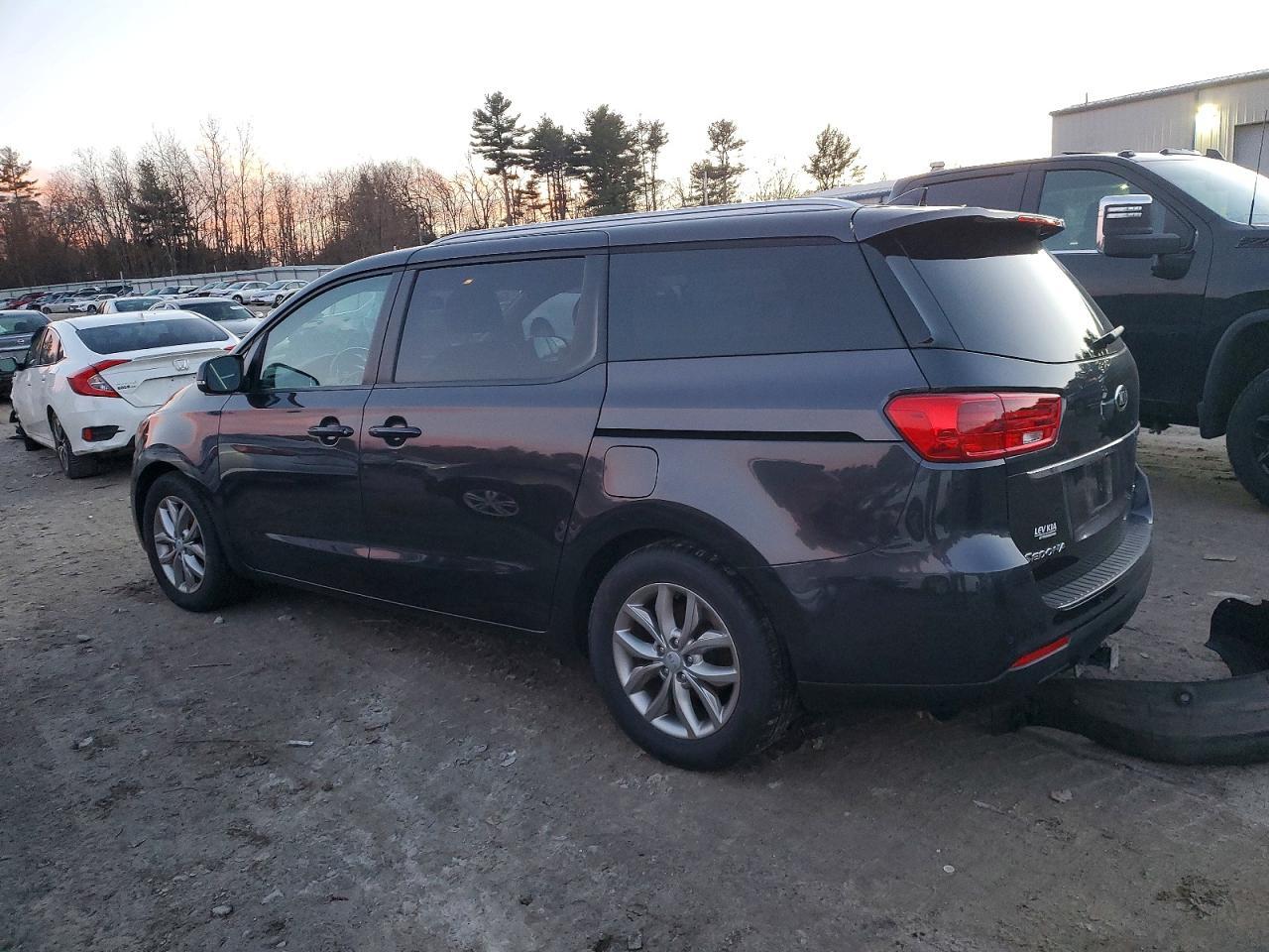 2019 Kia Sedona Ex - Фото 2