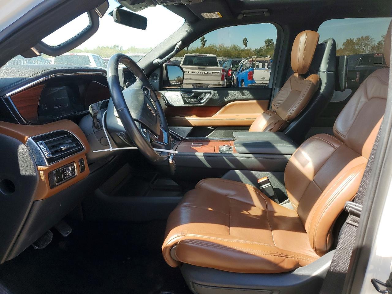 2023 Lincoln Navigator L Reserve - Фото 7