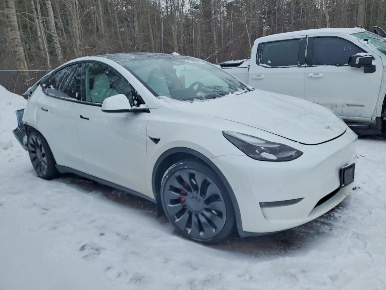 2022 Tesla Model Y - Image 4