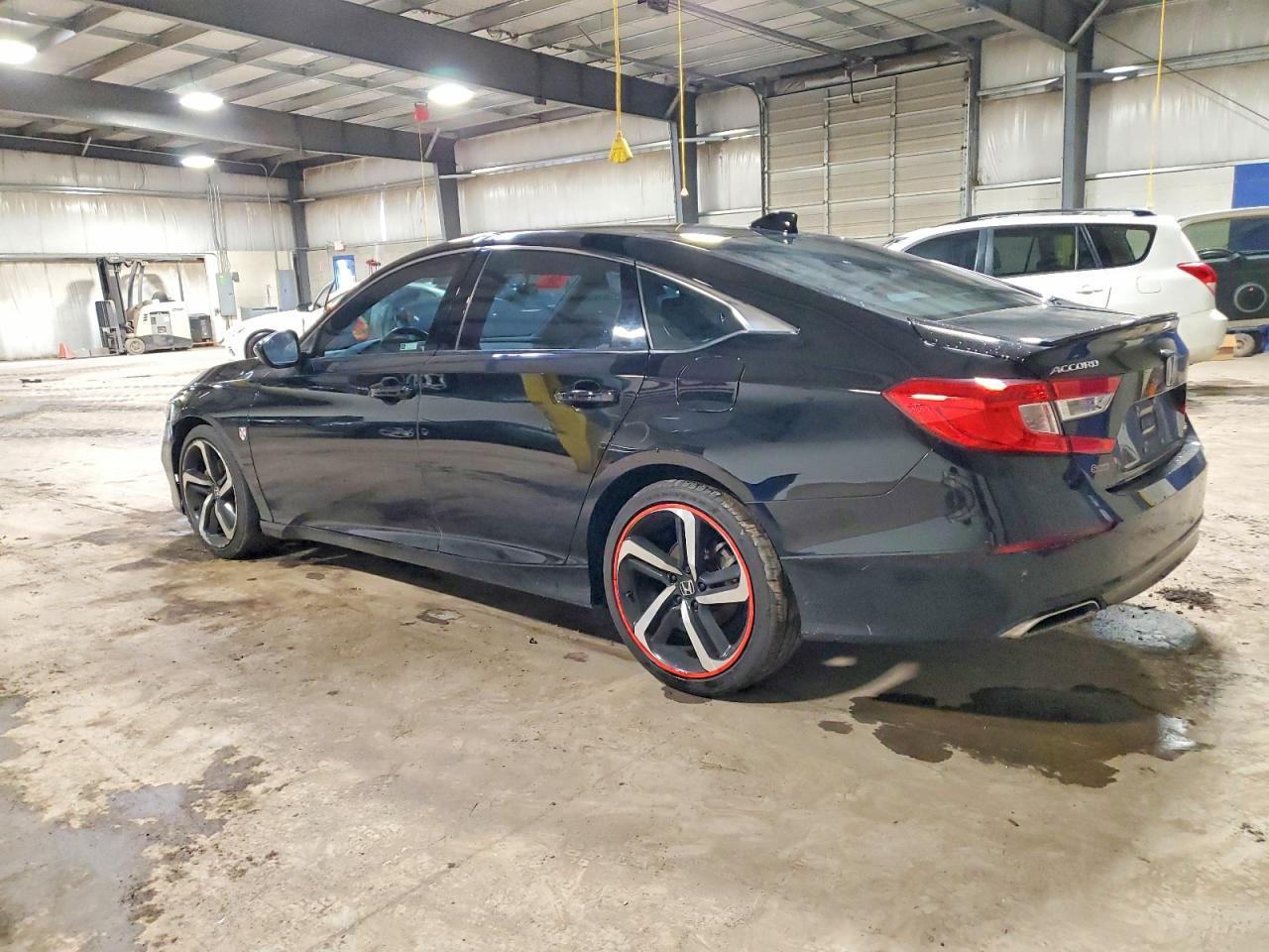 2018 Honda Accord Sport - Фото 2
