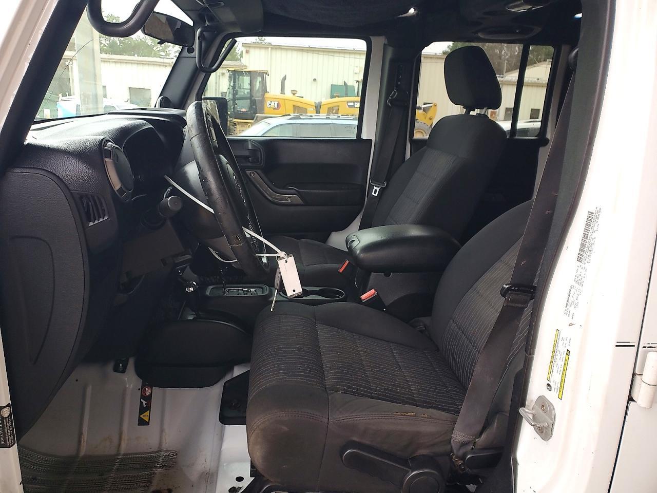 2012 Jeep Wrangler Unlimited Sport - Image 7