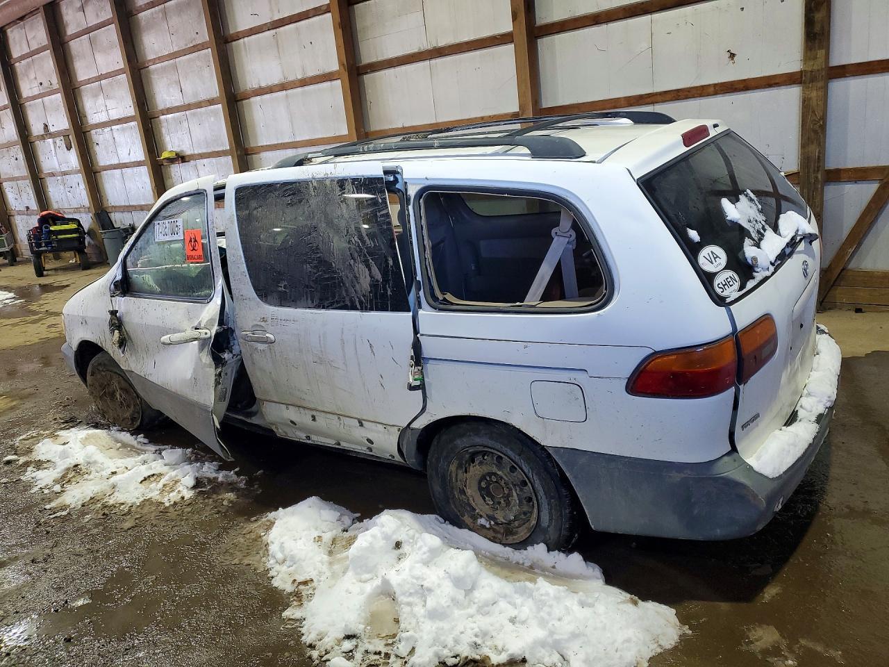 1999 Toyota Sienna Le - Фото 2
