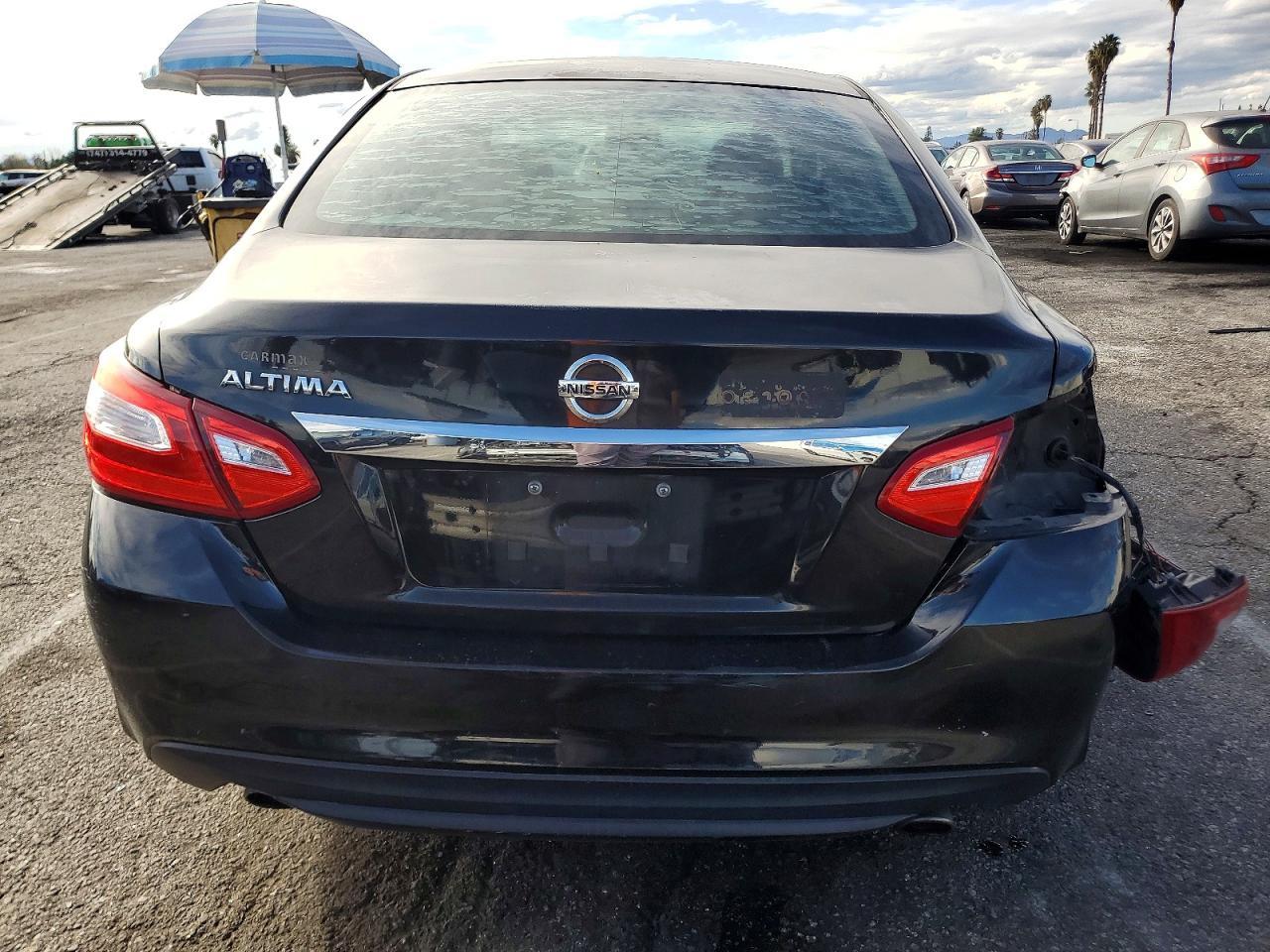 2016 Nissan Altima 2.5 - Фото 6