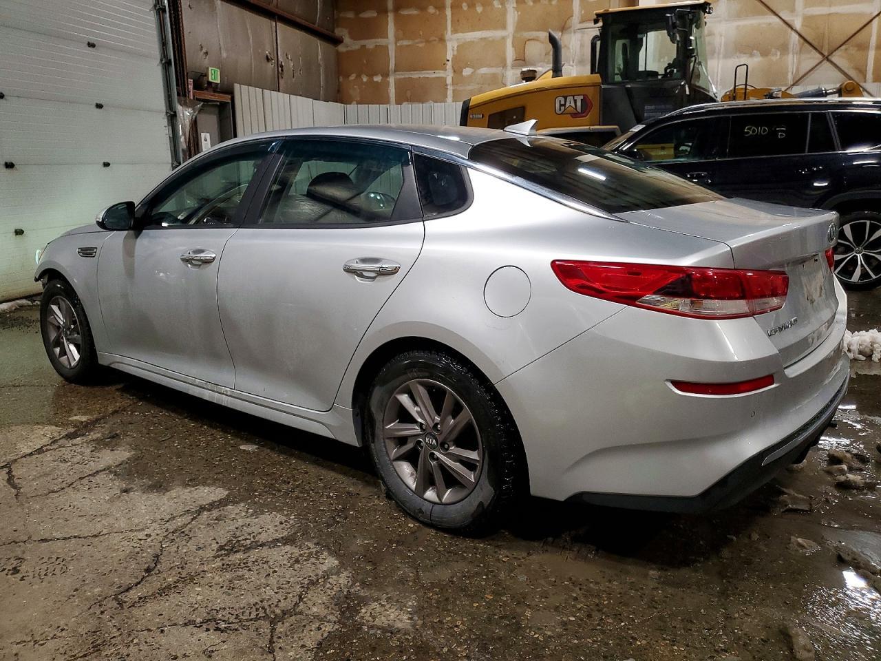 2020 Kia Optima Lx - Фото 2