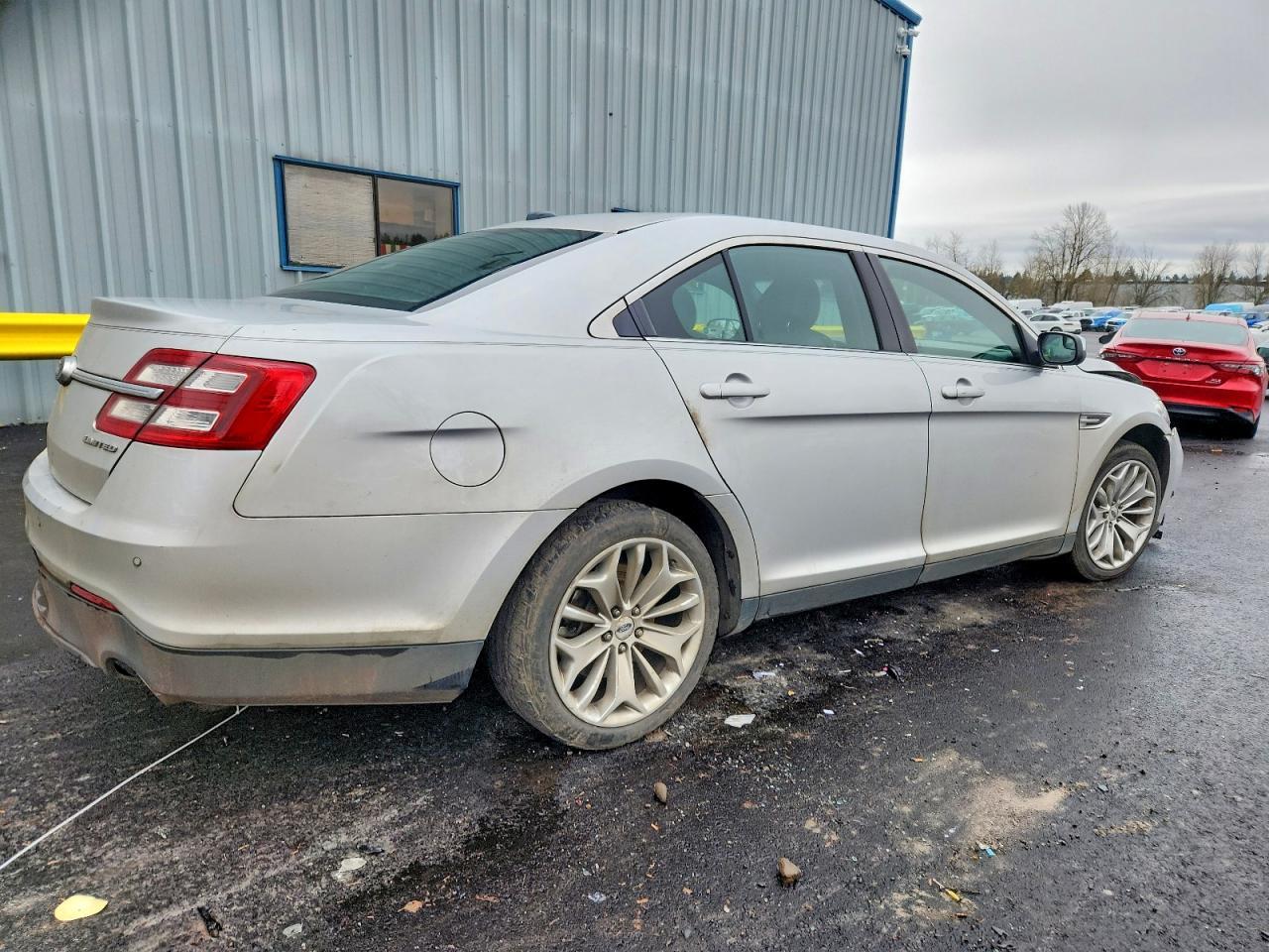 2015 Ford Taurus Limited - Фото 3