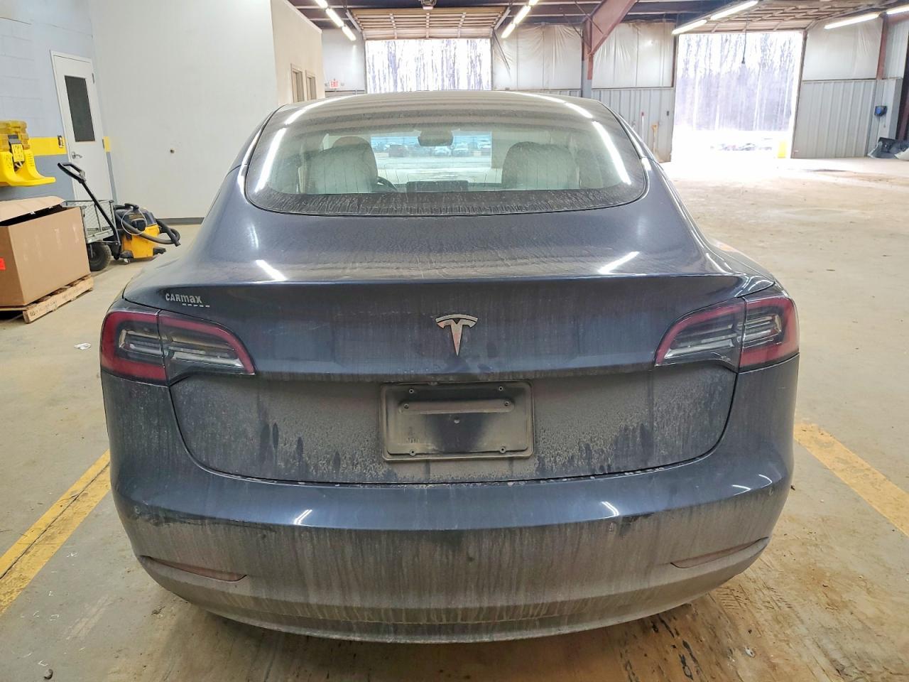 2019 Tesla Model 3 - Фото 6
